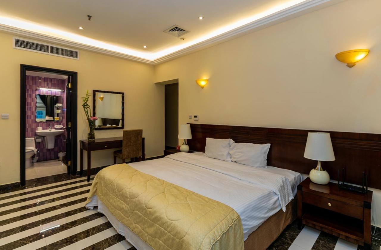 Royal Mirage Hotel Doha Exterior photo