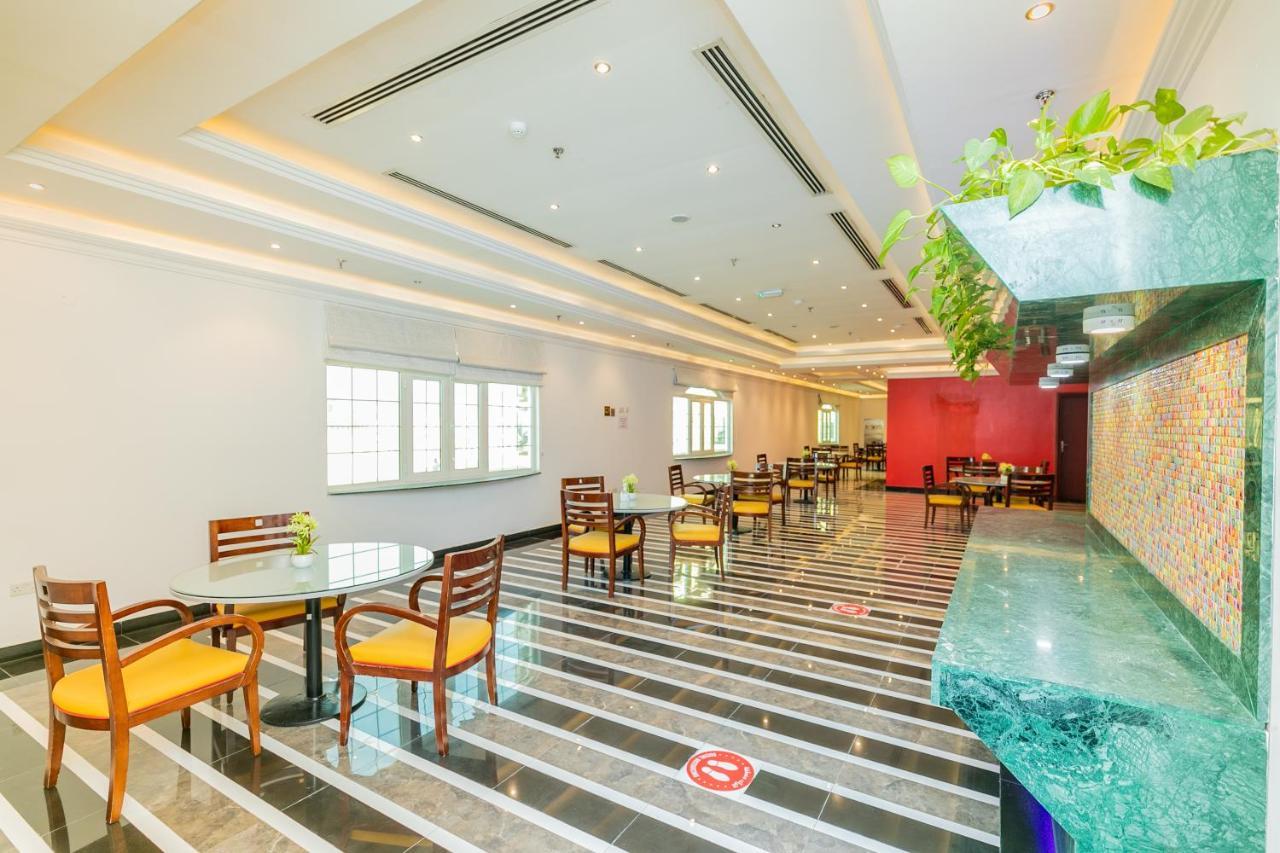 Royal Mirage Hotel Doha Exterior photo